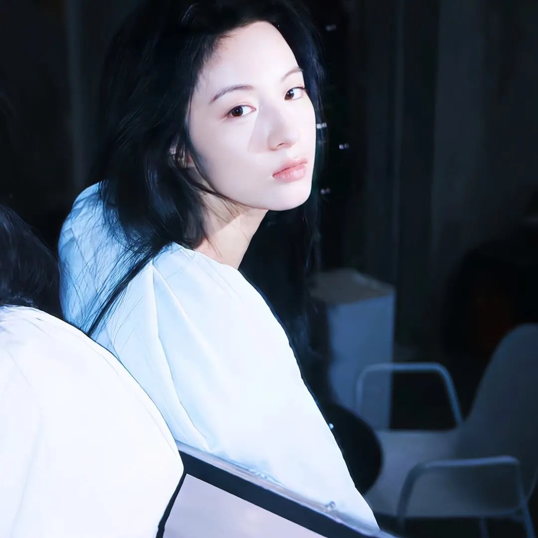 不羁的美女